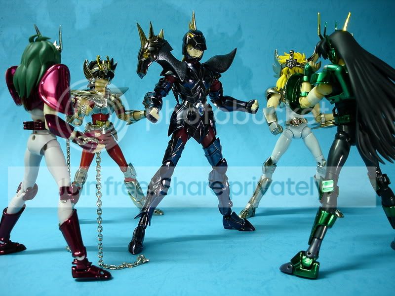 [影像展示] 四个打一个 (神斗士双头龙)